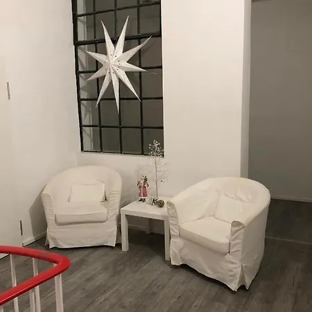 In Lejlighed